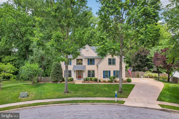 164 MEMORIAL LN, Mount Laurel, NJ 08054