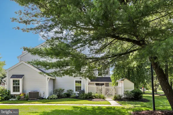 107 ASHBY CT, Mount Laurel, NJ 08054