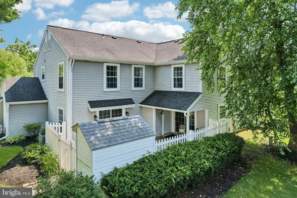 107 ASHBY CT, Mount Laurel, NJ 08054