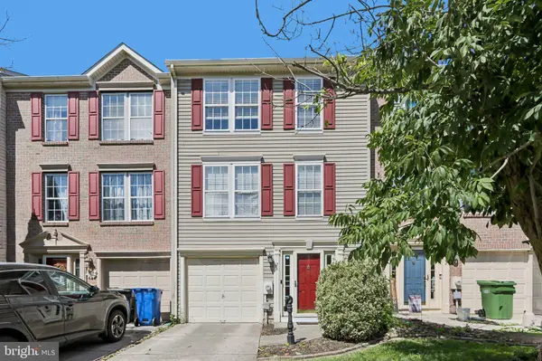 24 CLEMENS LN