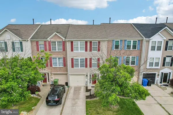 24 CLEMENS LN, Blackwood, NJ 08012