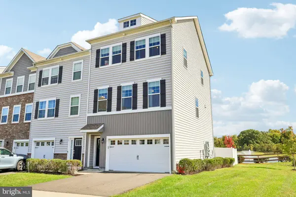 1 SIENNA WAY, Mount Laurel, NJ 08054