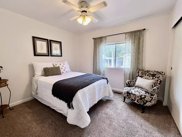 1269 Mountain Shadows BLVD, Redding, CA 96003