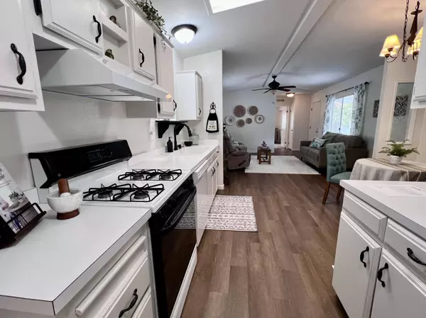 1269 Mountain Shadows BLVD, Redding, CA 96003