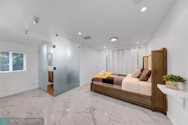 91 NW 51st St, Miami, FL 33127