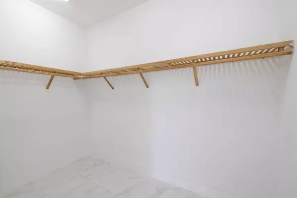 1025 NE 18th Ave #103, Fort Lauderdale, FL 33304