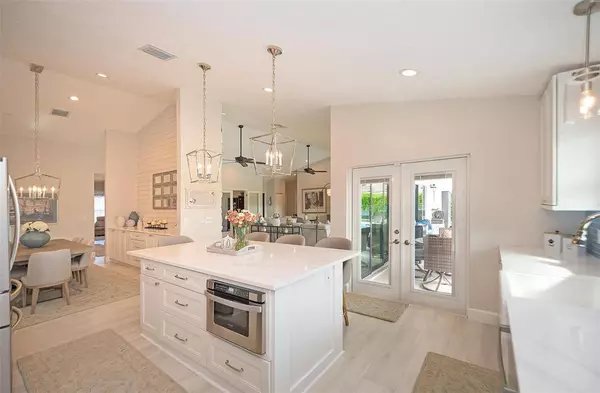 7810 NW 87th Ave, Tamarac, FL 33321