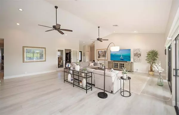 7810 NW 87th Ave, Tamarac, FL 33321