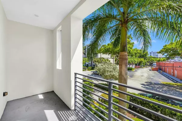 1025 NE 18th Ave #103, Fort Lauderdale, FL 33304