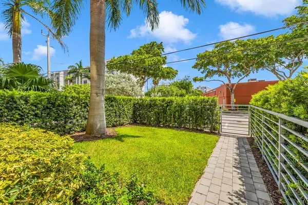 1025 NE 18th Ave #103, Fort Lauderdale, FL 33304