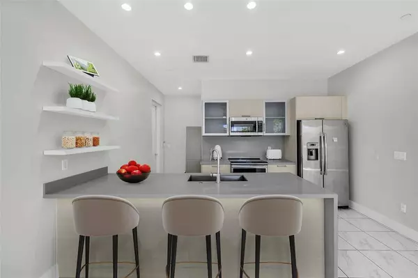 1025 NE 18th Ave #103, Fort Lauderdale, FL 33304