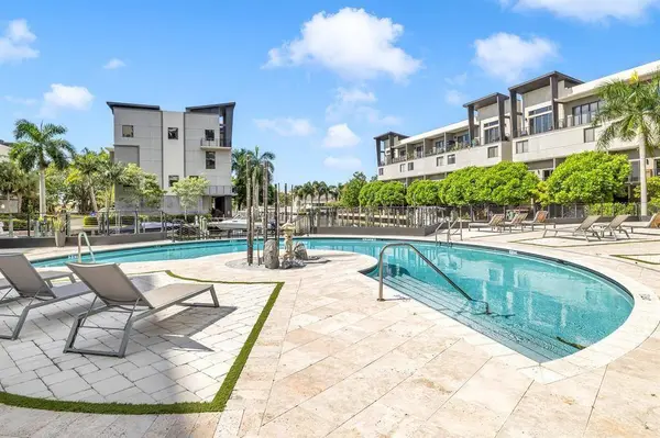 462 SE 1ST CIR, Pompano Beach, FL 33060
