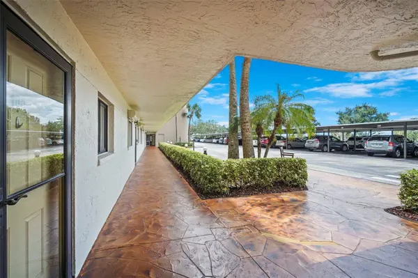 300 S SYKES CREEK Pkwy #105, Merritt Island, FL 32952