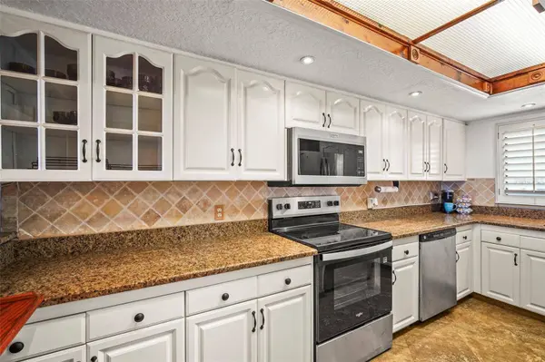 300 S SYKES CREEK Pkwy #105, Merritt Island, FL 32952