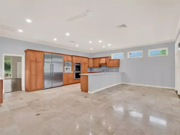 130 W KINGS WAY, Winter Park, FL 32789