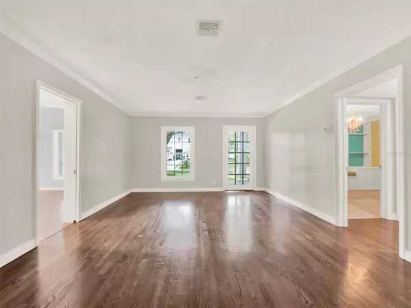 130 W KINGS WAY, Winter Park, FL 32789