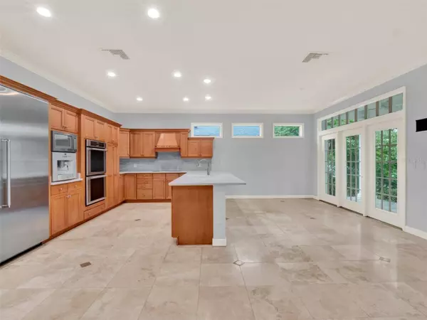 130 W KINGS WAY, Winter Park, FL 32789