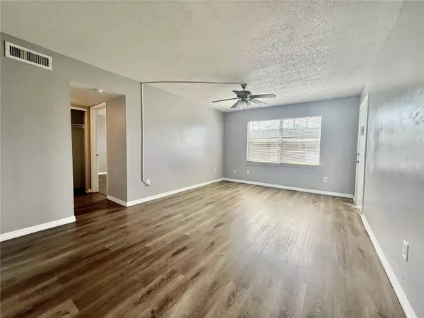 5325 CURRY FORD RD #20, Orlando, FL 32812