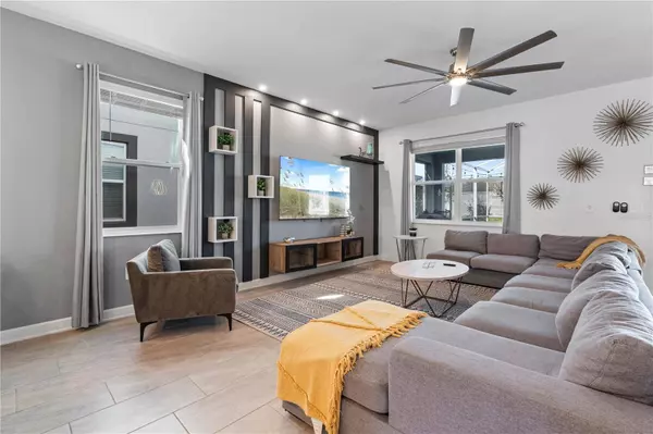 9190 SOMMERSET HILLS DR, Davenport, FL 33896