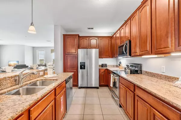 5036 SHOREWAY LOOP #30405, Orlando, FL 32819