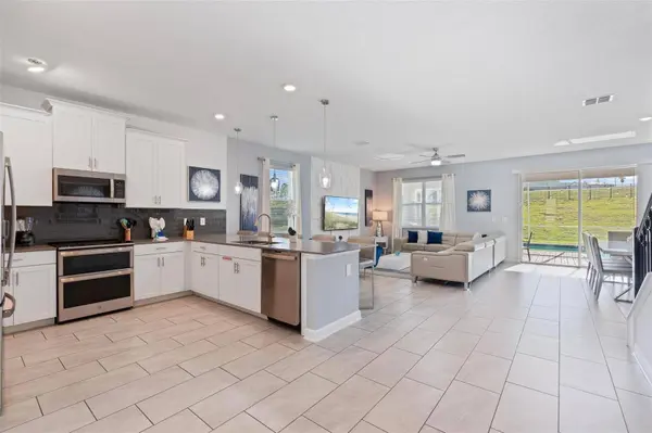 9080 SOMMERSET HILLS DR, Davenport, FL 33896