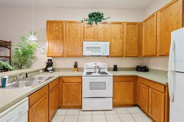 602 GRAN BAHAMA BLVD #602, Davenport, FL 33897