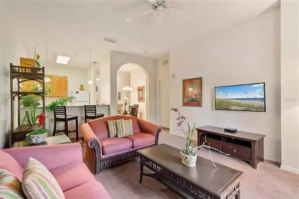 602 GRAN BAHAMA BLVD #602, Davenport, FL 33897