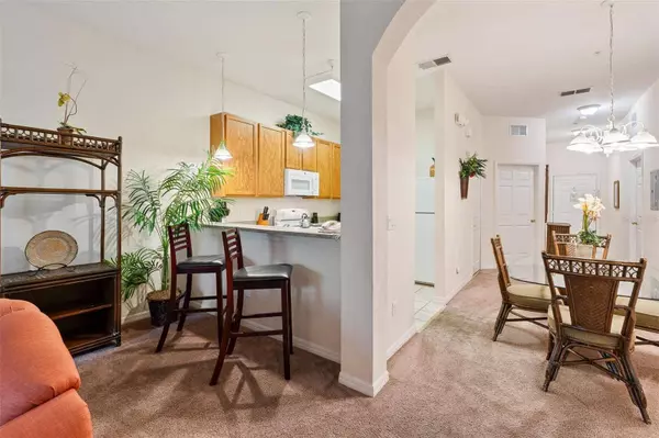 602 GRAN BAHAMA BLVD #602, Davenport, FL 33897