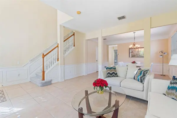 8650 ABBOTSBURY DR, Windermere, FL 34786