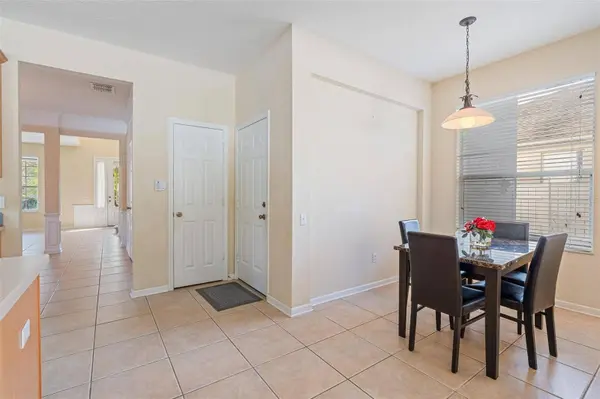 8650 ABBOTSBURY DR, Windermere, FL 34786