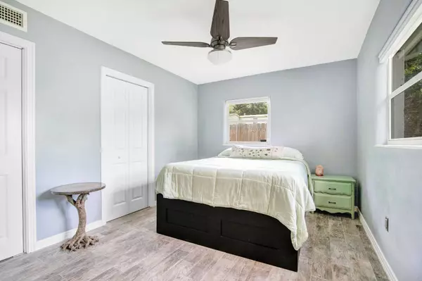 1319 Orchid Ave, Winter Park, FL 32789 - Master Bedroom