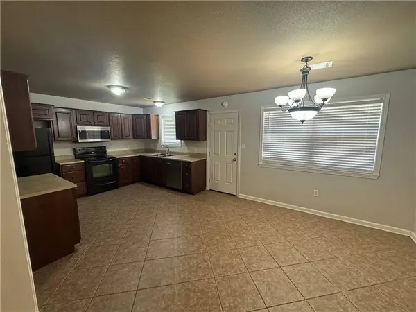 7 Rebecca, Searcy, AR 72143