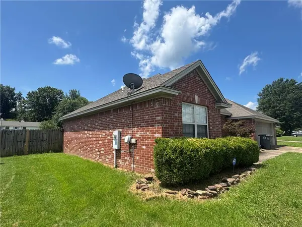 7 Rebecca, Searcy, AR 72143