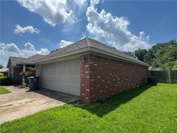 7 Rebecca, Searcy, AR 72143