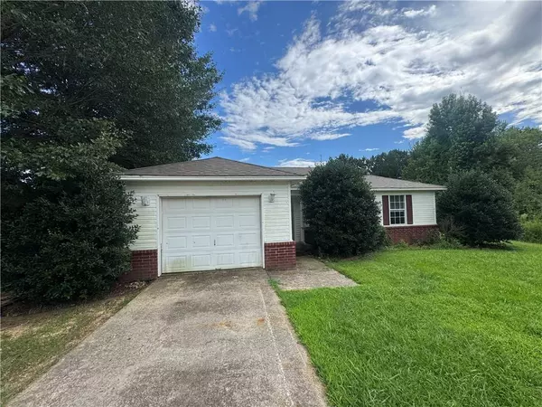 1037 Tori Ln, Beebe, AR 72012