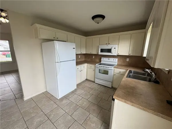 1008 Tori Ln, Beebe, AR 72012