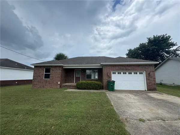 1008 Tori Ln, Beebe, AR 72012