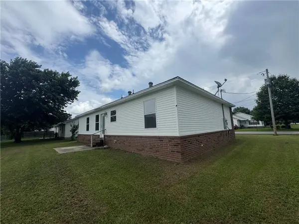 1008 Tori Ln, Beebe, AR 72012