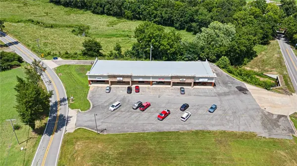5395 W Ash St, Pottsville, AR 72858