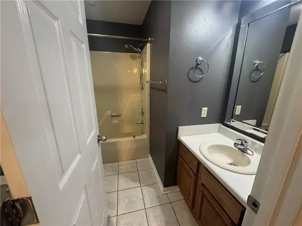 103 Lelia Ln, Searcy, AR 72143