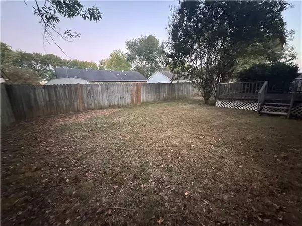 15 Overlook Dr, Searcy, AR 72143