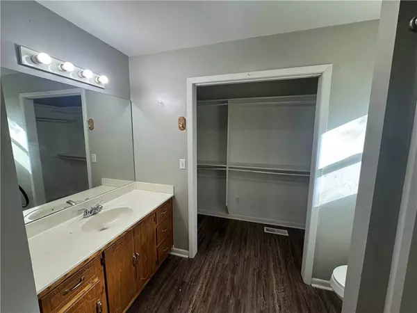 100 W Lincoln St, Searcy, AR 72143