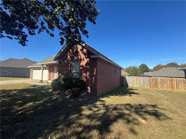 26 Rebecca, Searcy, AR 72143