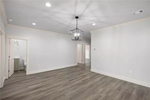 107 Harbor Cir, Russellville, AR 72802