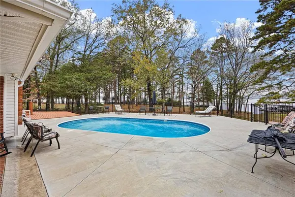 106 Walrock Shores, Russellville, AR 72802