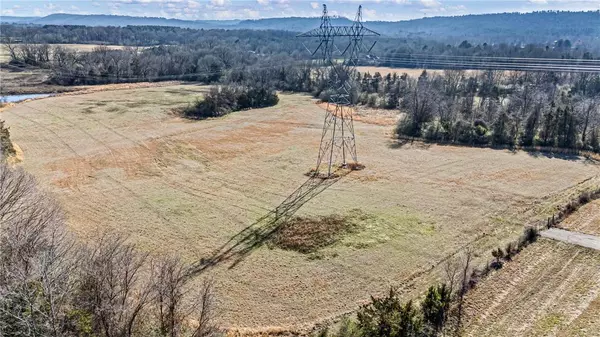 75 Round Rock Rd, Russellville, AR 72802