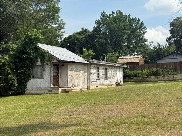 1203 Glenwood, Russellville, AR 72801