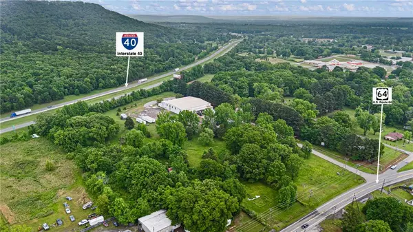 301 Avenue 11, Atkins, AR 72823