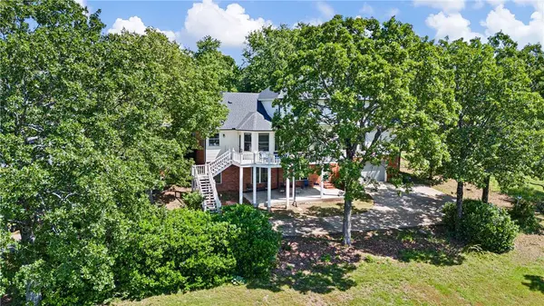 8 Ridgeline Dr, Russellville, AR 72802