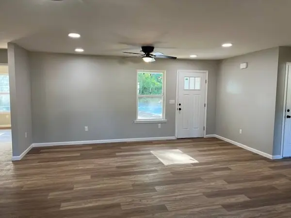 1620 Boston Pl, Russellville, AR 72801